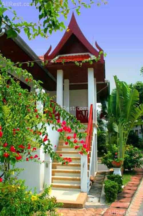 Royal Living Residence 5